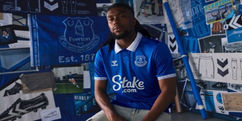 Tiểu sử Và Lịch Thi Đấu Everton Tại Premier League 2024-2025 5 Áo thi đấu sân nhà của câu lạc bộ bóng đá Everton