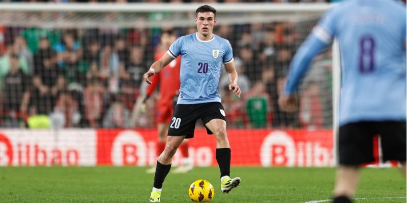 Manuel Ugarte: Thương vụ bất thành với Man United 7 Ugarte sở hữu những tố chất quan trọng mà MU cần