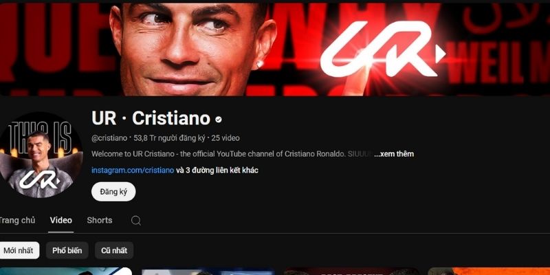 Ur cristian - Kênh Youtube đạt được nhiều kỷ lục guiness nhất 5 Ur cristian đã ghi được một loạt thành tích không thể kể hết
