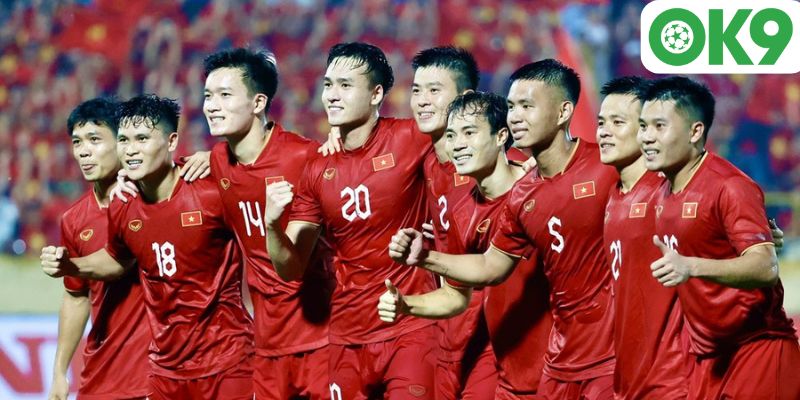 HLV Park Hang-seo: Người Thầy Tận Tụy Đưa Bóng Đá VN Vươn Tầm Thế Giớ 4 Điểm măt Thành Tích Vang Dội Park Hang-seo Cùng Bóng Đá Việt Nam